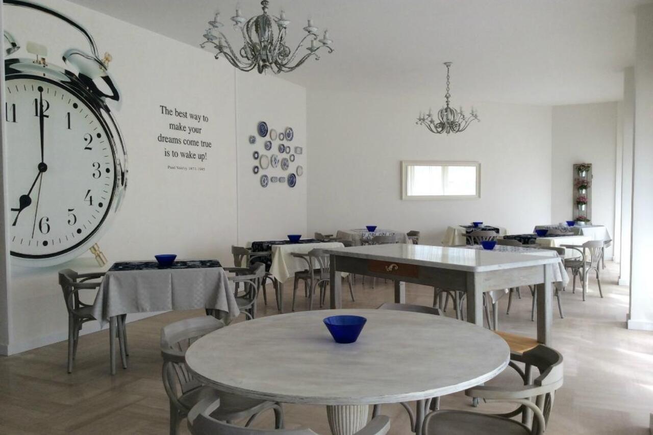 Hotel Morri'S Rimini Exterior photo