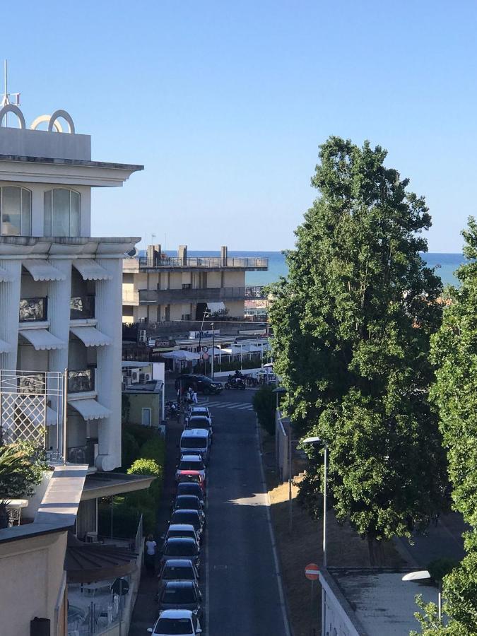 Hotel Morri'S Rimini Exterior photo